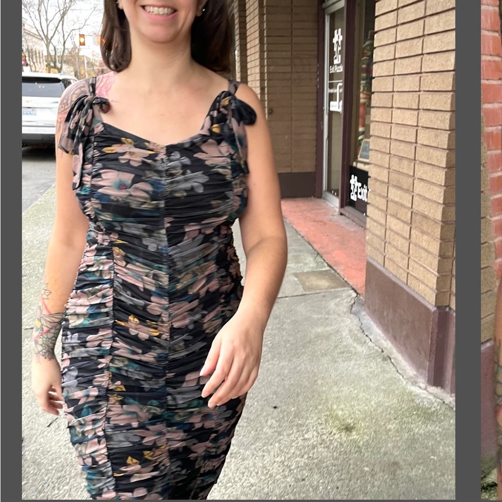 Floral ruched meshed midi dress current air